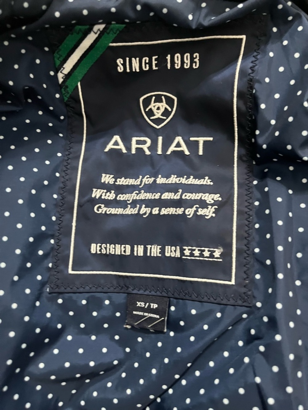 Ariat Quilted Button/Zip Up Jacket - Picture 4 of 9